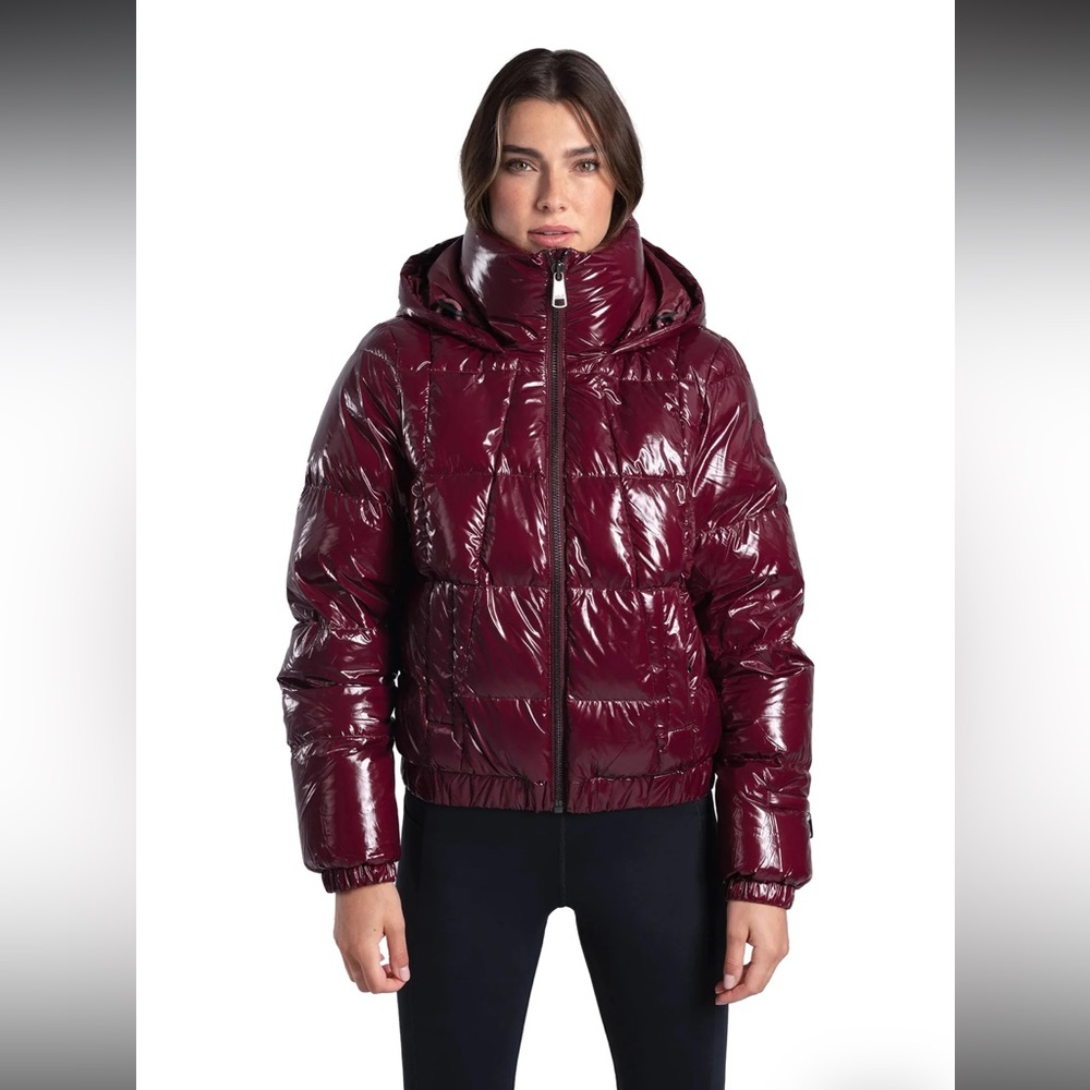 Lolë Everly down jacket size small burgundy